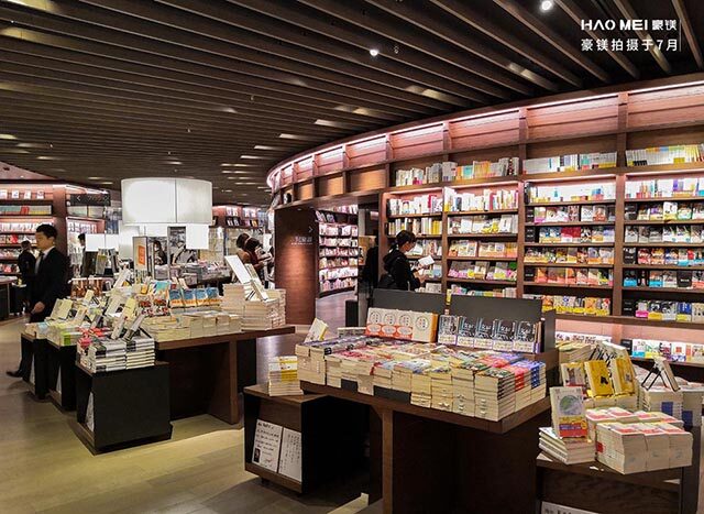 瀘州書店設(shè)計
